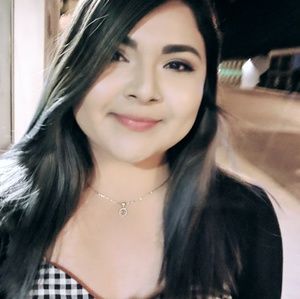 Meet your Posher, Diana